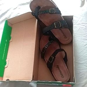 Ontwoods Sandals 8